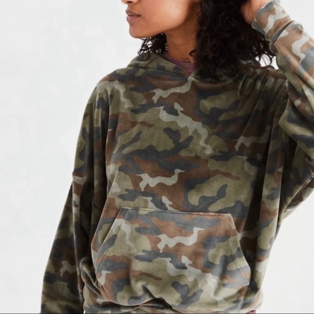 American Eagle Velour Camo Hoodie
